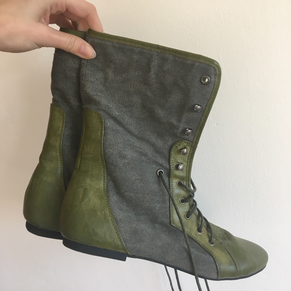 Diva Lounge Lace Up Green Leather and Canvas Boots